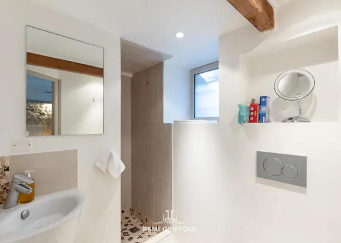 Ferienhaus Family - In The Heart Of 8 Guests Private Garden Honfleur