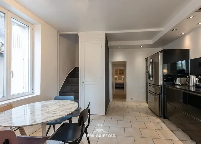 Family - In The Heart Of 8 Guests Private Garden Ferienhaus *