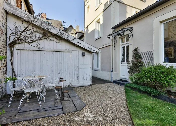 Ferienhaus Family - In The Heart Of 8 Guests Private Garden *