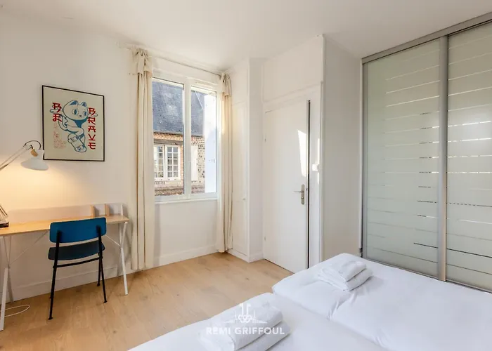 Family - In The Heart Of 8 Guests Private Garden Ferienhaus *